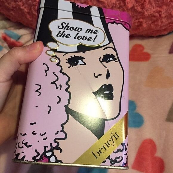 Benefit Cosmetics Collector Tin - Picture 2 of 8